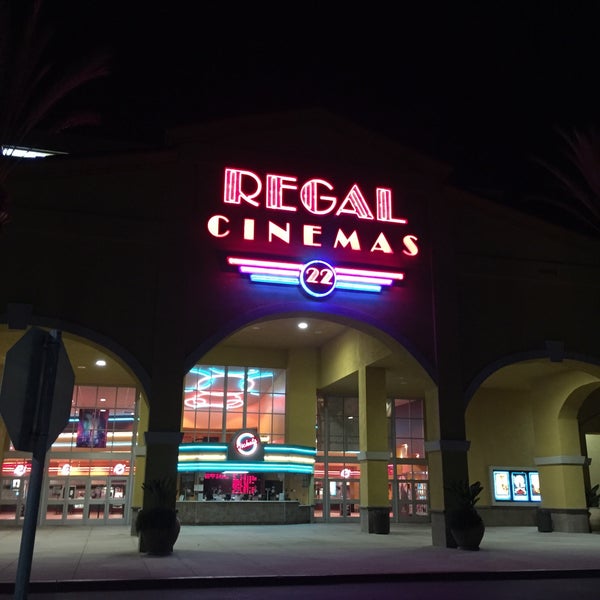 Fotos em Regal Foothill Towne Center Cinema