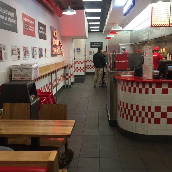 Photo taken at Five Guys by Hussain A. on 10/3/2017