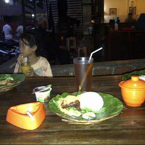 Photos At Bebek Kaleyo Tebet Indonesian Restaurant