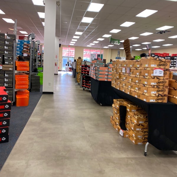 Carnival clearance shoes brandon