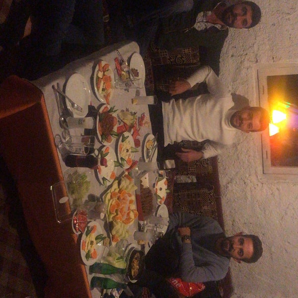 Das Foto wurde bei Anadolu Köyü Restaurant von Ümit T. am 12/17/2018 aufgenommen