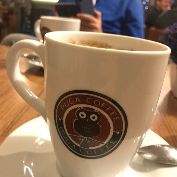 Foto tirada no(a) Puga Coffee por Suheyla T. em 10/27/2018