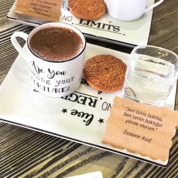 Foto scattata a Chi Cafe Bistro da Tuğba K. il 3/11/2018