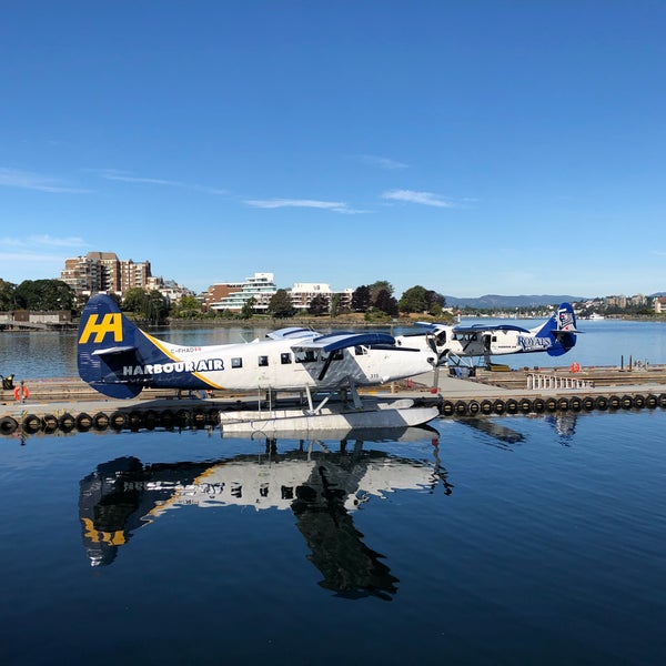 Photo taken at Harbour Air / Westcoast Air by Justine on 8/5/2018