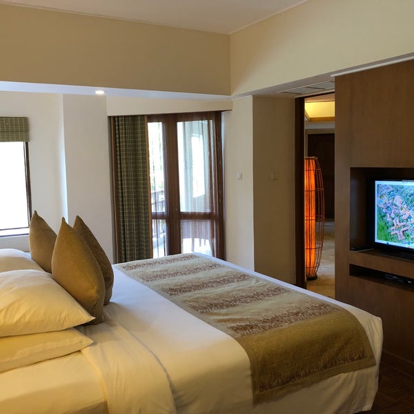 Nile tower hotel. Grand room. Grand room. номера в отеля нью-йорка фото и цены. курортный отель the chedi al bait, sharjah.