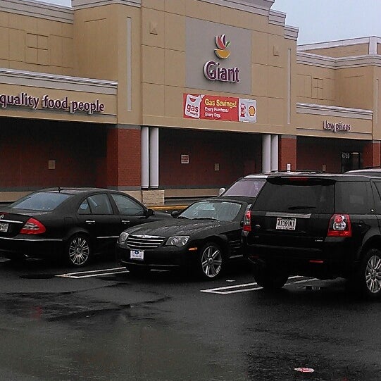 Giant Grocery Store in Baltimore