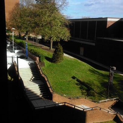11/2/2012 tarihinde King👑💵ziyaretçi tarafından Coppin State University'de çekilen fotoğraf