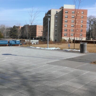 Снимок сделан в Coppin State University пользователем King👑💵 1/29/2013