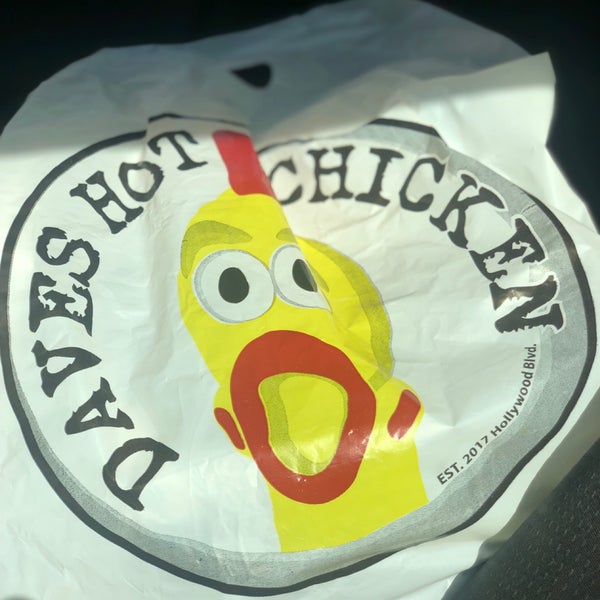 Foto tirada no(a) Dave’s Hot Chicken por Lynhthy B. em 7/25/2019