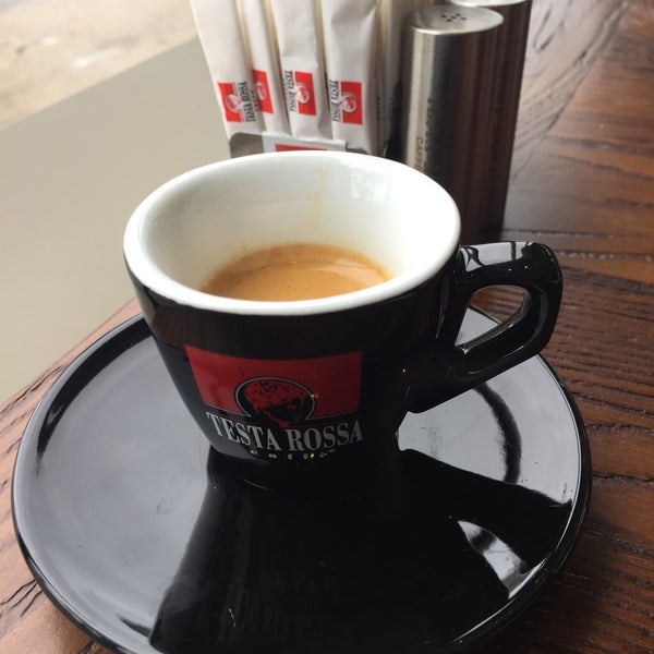 11/30/2016에 KRY  님이 Testa Rossa Caffé에서 찍은 사진