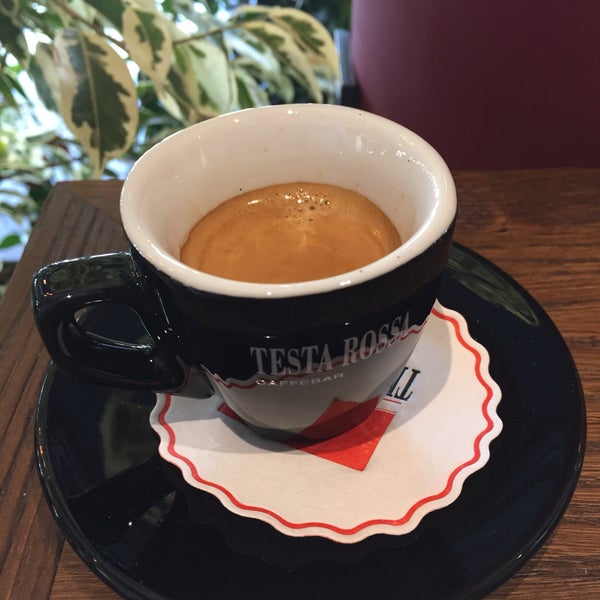 Photo taken at Testa Rossa Caffé by KRY   on 12/19/2016