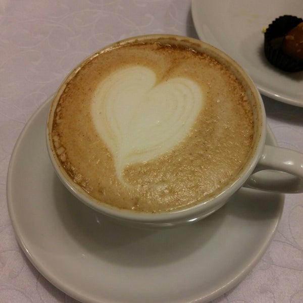 11/11/2014 tarihinde Jonni D.ziyaretçi tarafından CoffeeBeam'de çekilen fotoğraf