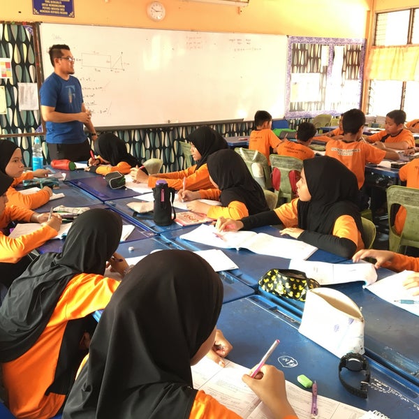 Sekolah Kebangsaan Taman Dato Harun 1 Km 12 Jalan Klang Lama