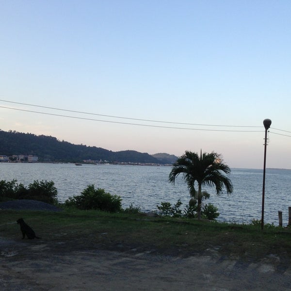 Photos At Pantai Pasir Putih Beach In Sandakan