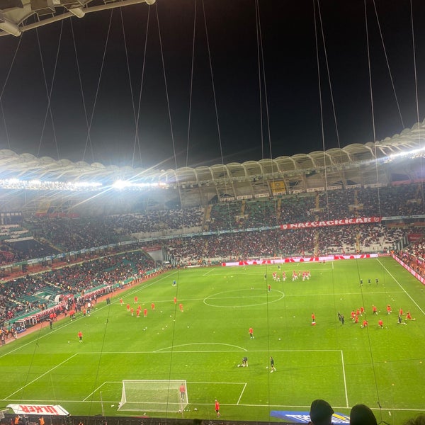 Photo taken at Konya Büyükşehir Stadyumu by Mehmet Akif G. on 10/15/2023