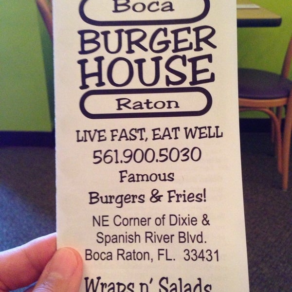 Foto tirada no(a) Boca Burger House por Uf T. em 3/8/2014