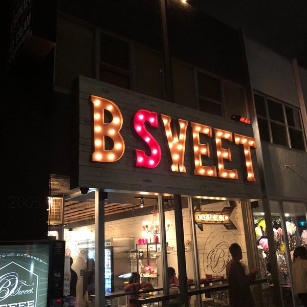 7/21/2018にGraceがB Sweet Dessert Barで撮った写真