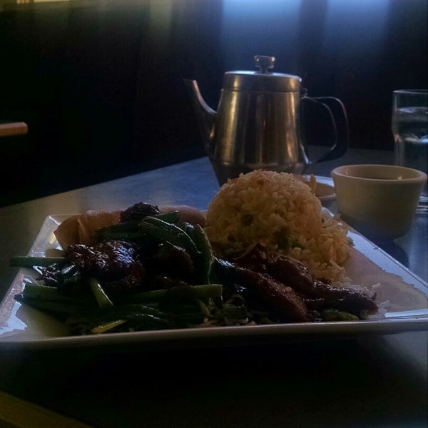 Photo taken at Uptown China Restaurant by Monique C. on 11/10/2014