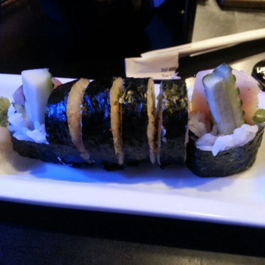 รูปภาพถ่ายที่ Musashi&#39;s Japanese Steakhouse โดย Miranda M. เมื่อ 11/15/2012
