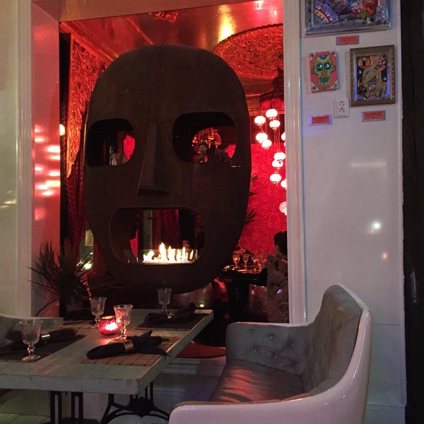Fancy interior. There are a lot of small “hidden” rooms, perfect for the date or celebrating an event with loved ones. Tasty food, usual asian cousine. Book a table in advance!