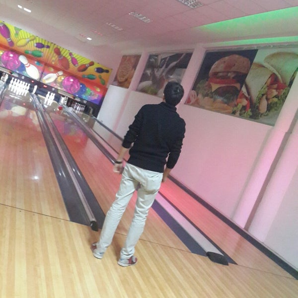 Ice Bowling