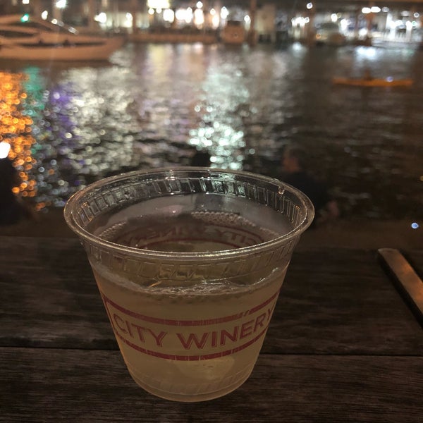 Photo taken at Riverwalk Wine Garden by City Winery by Bridget W. on 9/19/2019