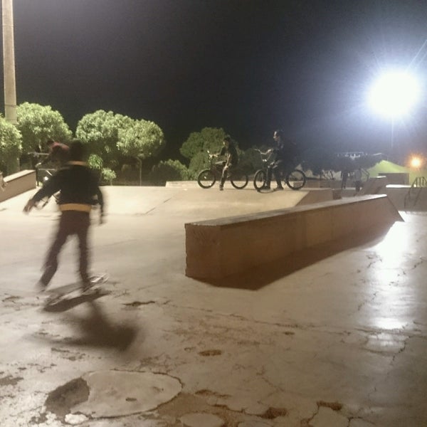 Photo taken at Skate Park de Miraflores by Hans B. on 8/13/2016