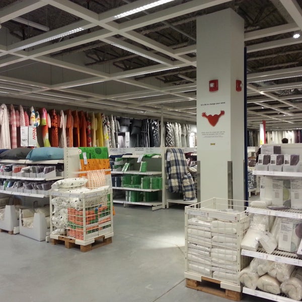 10/4/2015에 Seulki님이 IKEA Winnipeg에서 찍은 사진