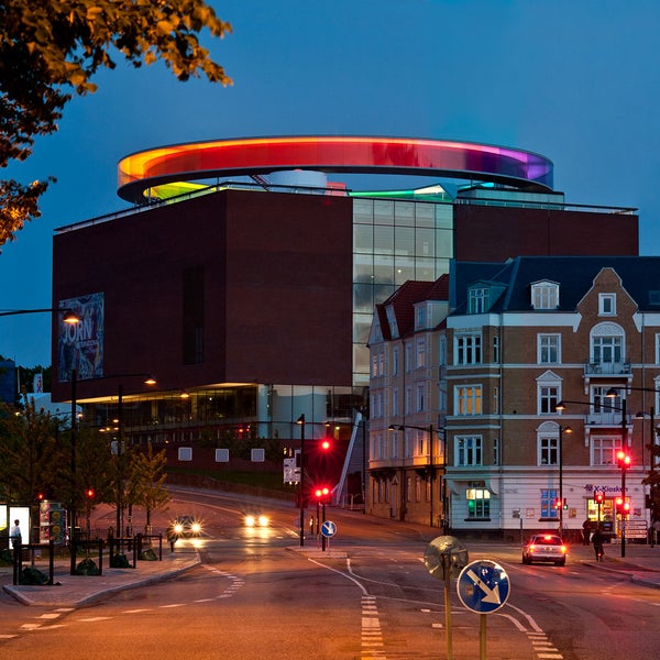 รูปภาพถ่ายที่ ARoS Aarhus Kunstmuseum โดย ARoS Aarhus Kunstmuseum เมื่อ 12/6/2013