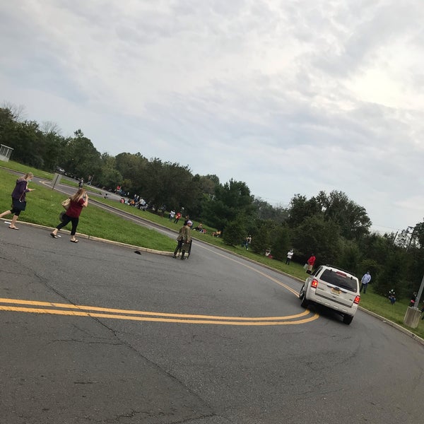 NJ Motor Vehicle Commission (DMV) Government Building in Lawrenceville