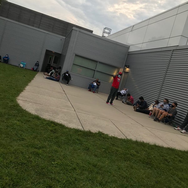 NJ Motor Vehicle Commission (DMV) Government Building in Lawrenceville