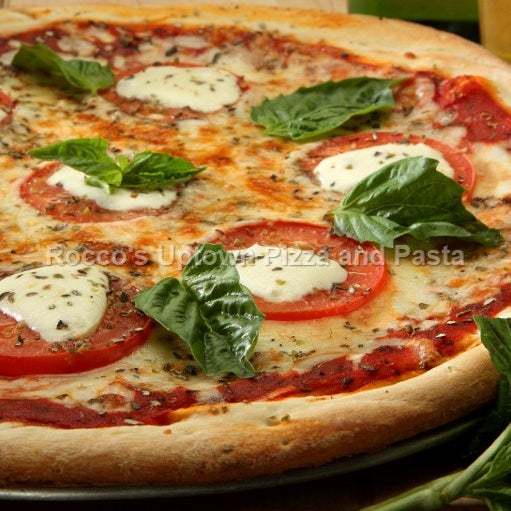 12/6/2013 tarihinde Rocco&#39;s Uptown Pizza &amp; Pastaziyaretçi tarafından Rocco&#39;s Uptown Pizza &amp; Pasta'de çekilen fotoğraf