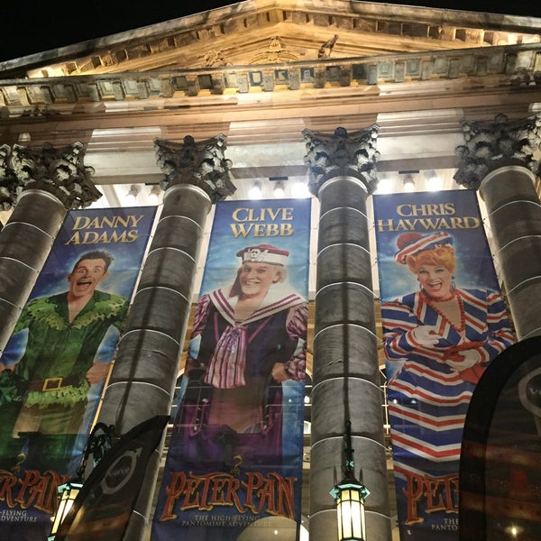 Foto scattata a The Theatre Royal da Gülsedef B. il 10/13/2017