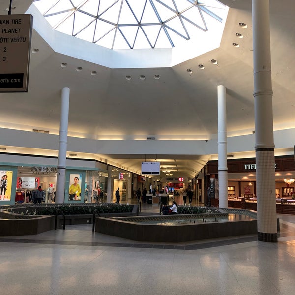 Photos at Place Vertu SaintLaurent 3131 boul. de la CôteVertu