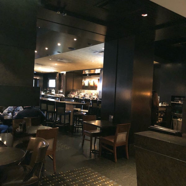5/28/2019にSħɑđɨ ɑŀǤhɑmđɨ ♪ ♚ ⁸⁰ ♍がThe Keg Steakhouse + Bar - York Streetで撮った写真