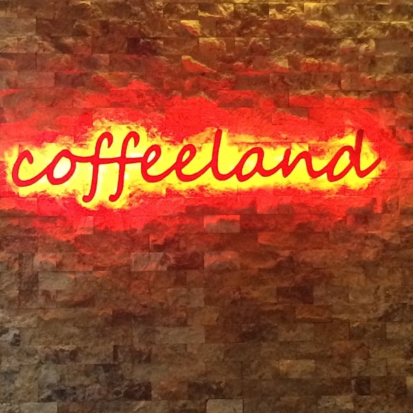 Photo taken at Coffeeland by Ömer Ö. on 6/6/2015