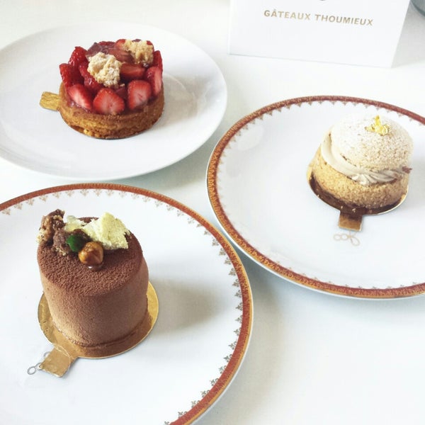 Gateaux Thoumieux Ferme Maintenant Lieu Servant Des Desserts A Gros Caillou