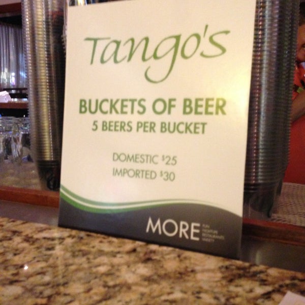 Снимок сделан в Tango&#39;s Lounge пользователем Chris R. 6/1/2013