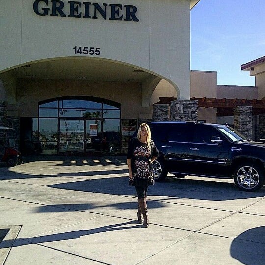 1/8/2013にColeen L.がGreiner Buick GMC Dealerで撮った写真