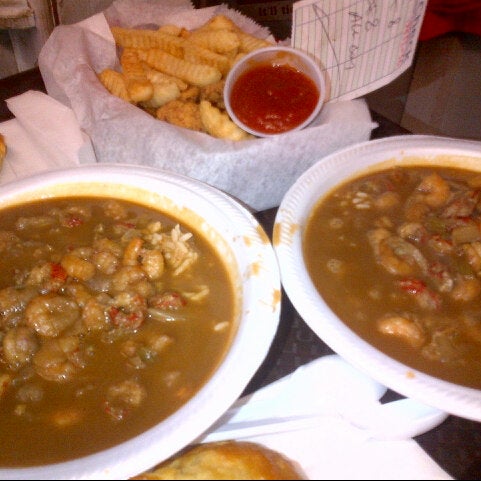 Photo prise au Chicken On The Bayou The BOUDIN Shop &amp; Country Store par The Boudin shop &amp; country store le9/22/2012