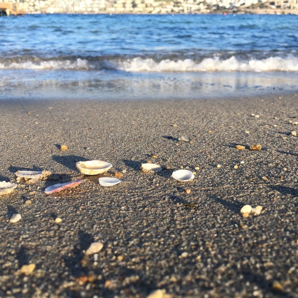 Foto diambil di Marisol Boutique Hotel &amp; Beach oleh Tuğba pada 4/20/2017