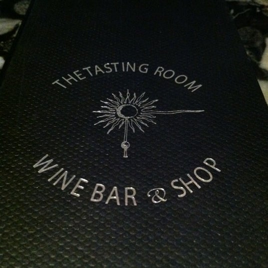 Foto scattata a The Tasting Room Wine Bar &amp; Shop da Alan B. il 9/30/2012