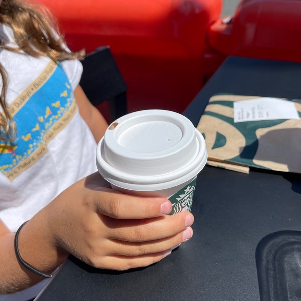 Starbucks 856 Laurel St