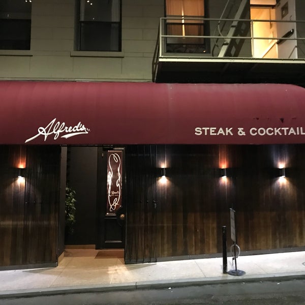 Photo taken at Alfred&#39;s Steakhouse by Peter W. on 4/1/2018