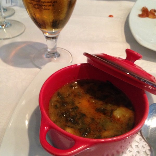 2/1/2014 tarihinde Vivianne T.ziyaretçi tarafından Restaurante Alborada'de çekilen fotoğraf