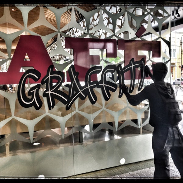 รูปภาพถ่ายที่ Café Graffiti โดย Ahmet A. เมื่อ 4/24/2016