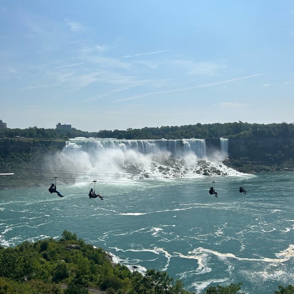 Foto tomada en Hornblower Niagara Cruises  por ♧☆Al E. el 8/20/2023
