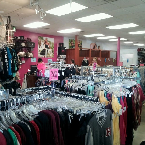 Jeans warehouse outlet Clearance