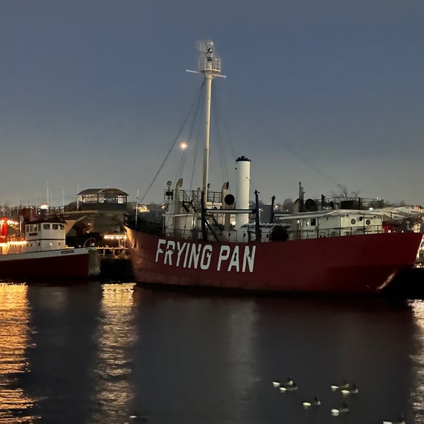 Das Foto wurde bei Lightship Frying Pan von David am 12/2/2023 aufgenommen