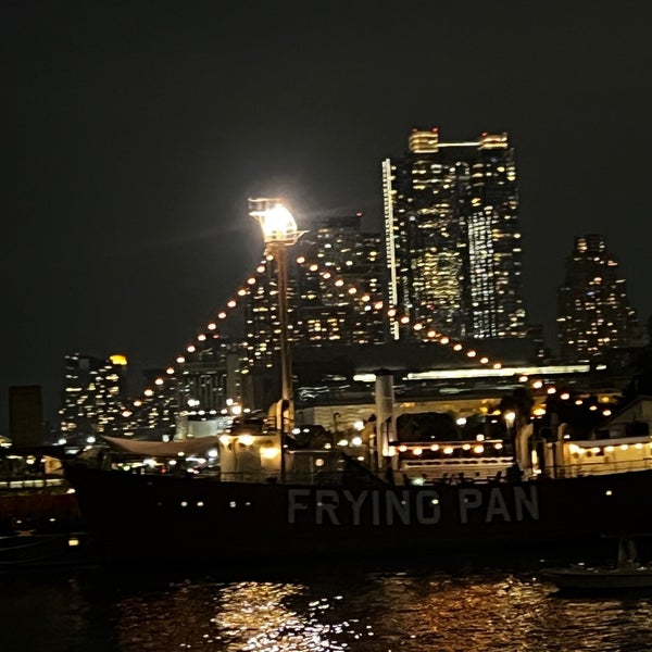 รูปภาพถ่ายที่ Lightship Frying Pan โดย David เมื่อ 9/5/2023